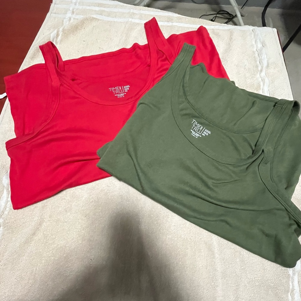 Tank tops. Red & Green